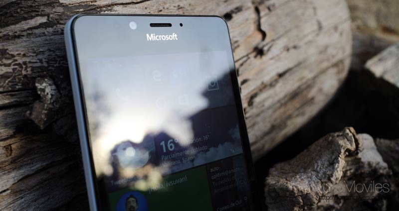 Análisis del Microsoft Lumia 950, un Windows 10 para móviles excelente